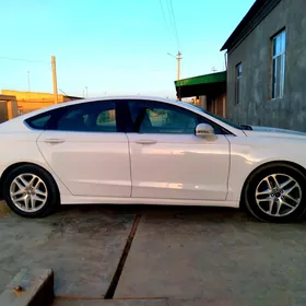 Ford Fusion 2016