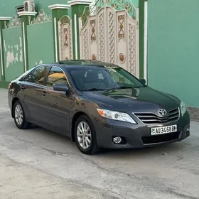 Toyota Camry 2010