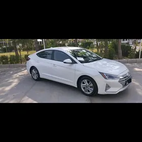 Hyundai Elantra 2019