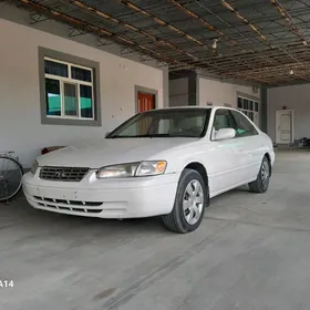 Toyota Camry 1999