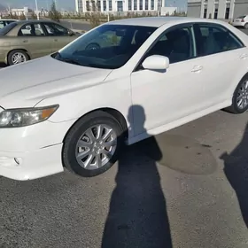 Toyota Camry 2011