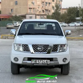 Nissan Navara 2015