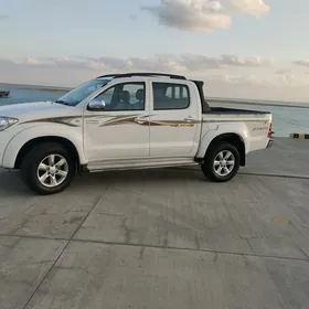 Toyota Hilux 2011