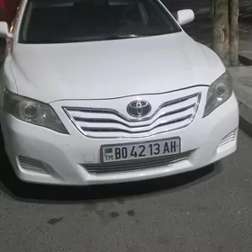 Toyota Camry 2010