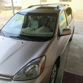 Toyota Sienna 2005