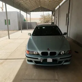 BMW E39 1998