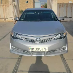 Toyota Camry 2013