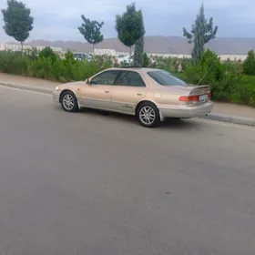 Toyota Camry 1998