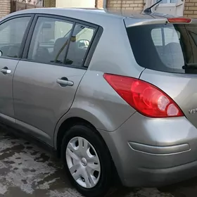 Nissan Versa 2009