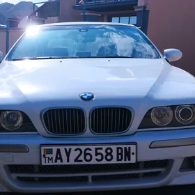 BMW E39 2000