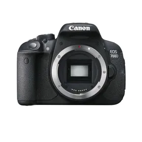 canon 700d 18-135