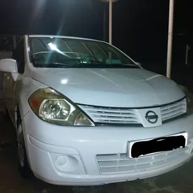 Nissan Versa 2010