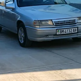 Opel Vectra 1989