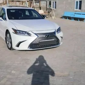 Lexus ES 350 2020