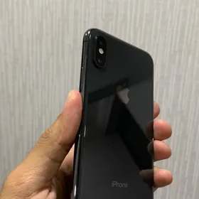 iPhone XS