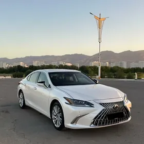 Lexus ES 350 2020