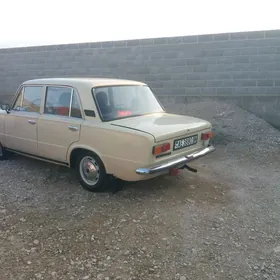 Lada 2104 1986