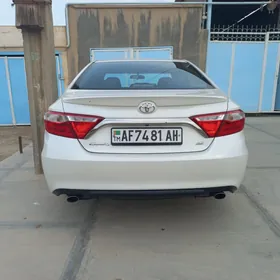 Toyota Camry 2016