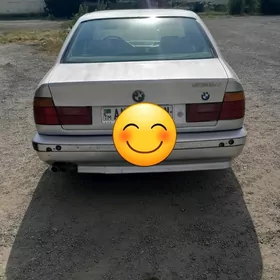 BMW 525 1990