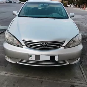 Toyota Camry 2005