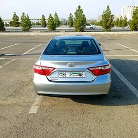 Toyota Camry 2015