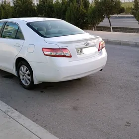 Toyota Camry 2010