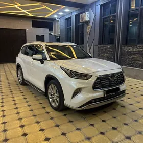 Toyota Highlander 2020