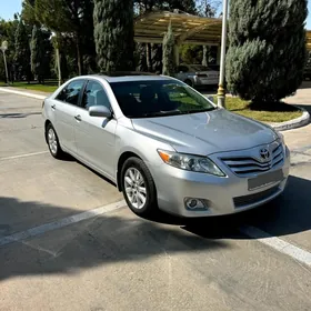 Toyota Camry 2010