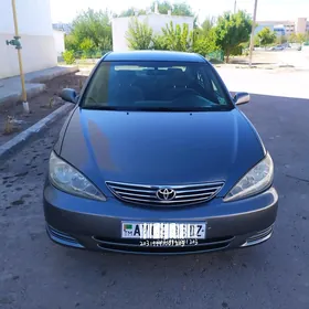 Toyota Camry 2003