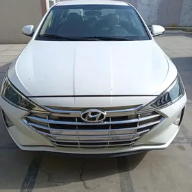 Hyundai Elantra 2019