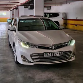 Toyota Avalon 2013