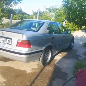 BMW 330 1992