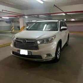 Toyota Highlander 2016