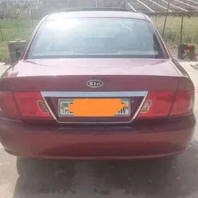 Kia Optima 2004