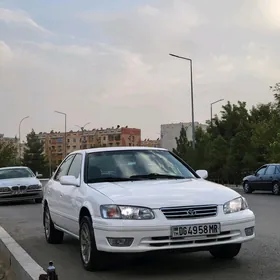 Toyota Camry 2000