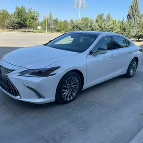 Lexus ES 350 2019