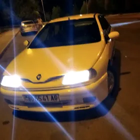 Renault Laguna 1 1995