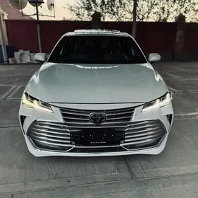 Toyota Avalon 2019