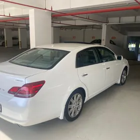 Toyota Avalon 2010