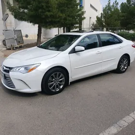 Toyota Camry 2017