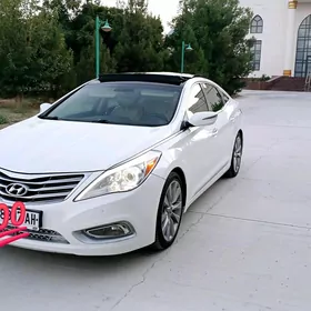 Hyundai Elantra 2012