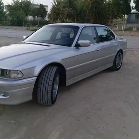 BMW 745 1998