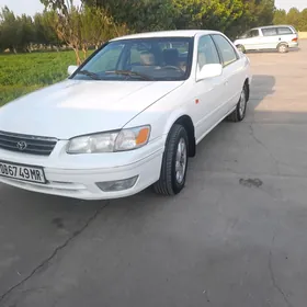 Toyota Camry 1998