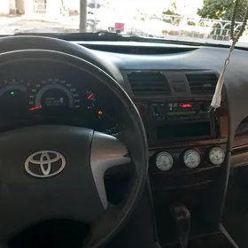 Toyota Camry 2008