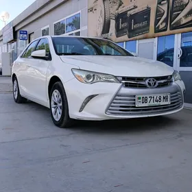 Toyota Camry 2017