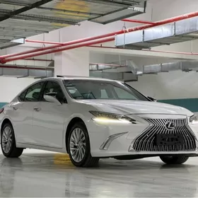 Lexus ES 350 2019