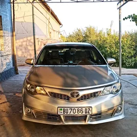 Toyota Camry 2013