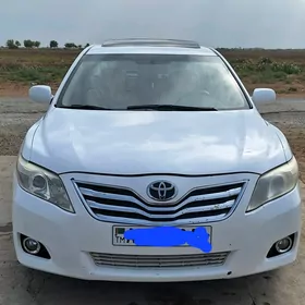 Toyota Camry 2011