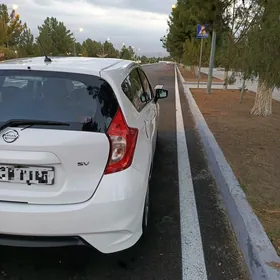 Nissan Versa Note 2019