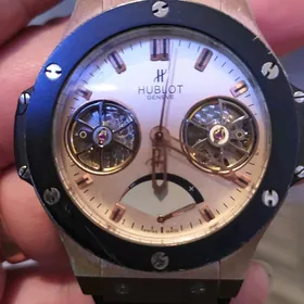 часы HUBLOT